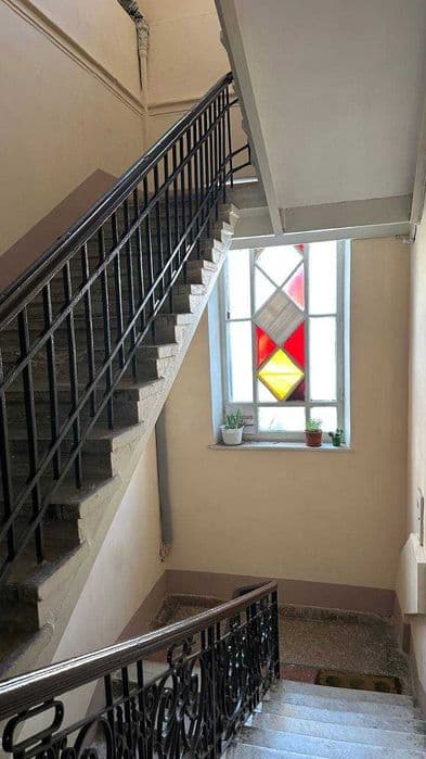 Коммунальная квартира в центре на Нежинской
