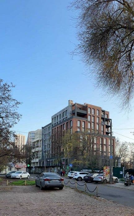 8я Фонтана. Новый кирпичный дом. Студия с балконом 23м КВ